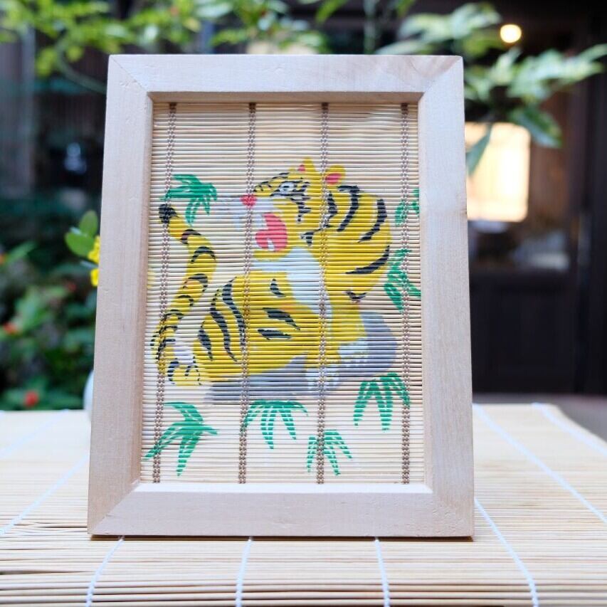 竹と虎の彫刻 木製パネル 壁掛け 一刀彫り 彫刻 一刀彫り 虎絵画