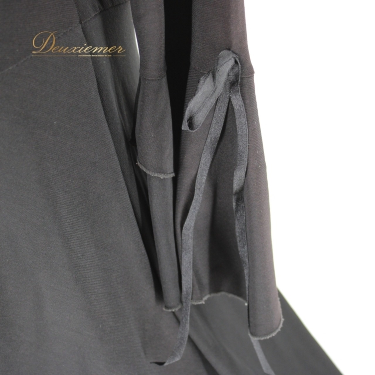 社交ダンス 衣装 スタンダード ドレス ワンピース レッスンウェア パーティドレス オールシーズン 黒 ブラック系 長袖 ラインストーン 無地 華やか おしゃれ 体型カバー フリースタイル シンプル 高級感 フェミニン 楽器の演奏や発表会に最適 キラキラ 伸縮素材 上品 秋冬用 パフォーマンス ゆったり 大人用 アシンメトリー デザイン ステージ衣装 女性用 ドレスコード