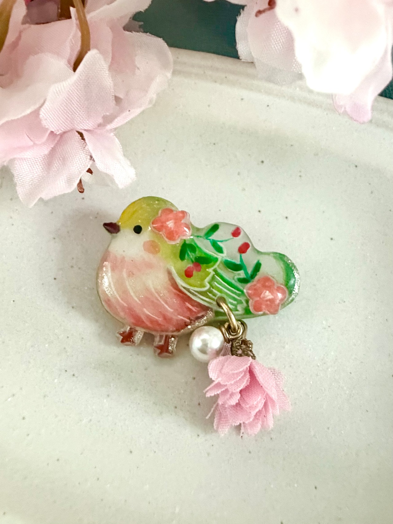 ブローチ『春告げの鳥さん』