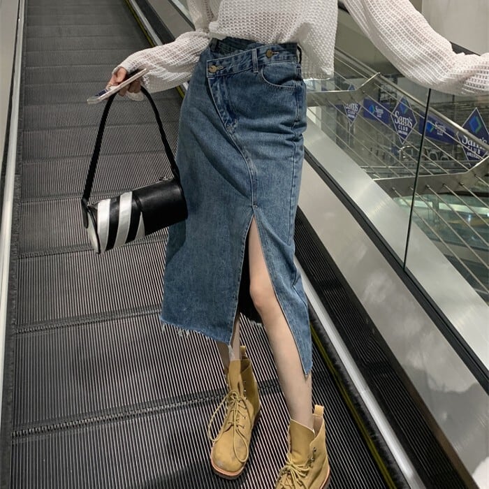 すっきり 脚長 シルエット タイト デニム スカート ミモレ丈 韓国っぽ カジュアル 細見え スリット アシメ ブーツコーデ スタイルアップ ハイウエスト Lamitte Deco トレンド 韓国ファッション ショップ Base店 すっきり 脚長 シルエット タイト デニム スカート ミモレ丈 韓国っぽ カジュアル 細見え スリット アシメ ブーツコーデ スタイルアップ ハイウエスト Lamitte Deco トレンド 韓国ファッション ショップ Base店