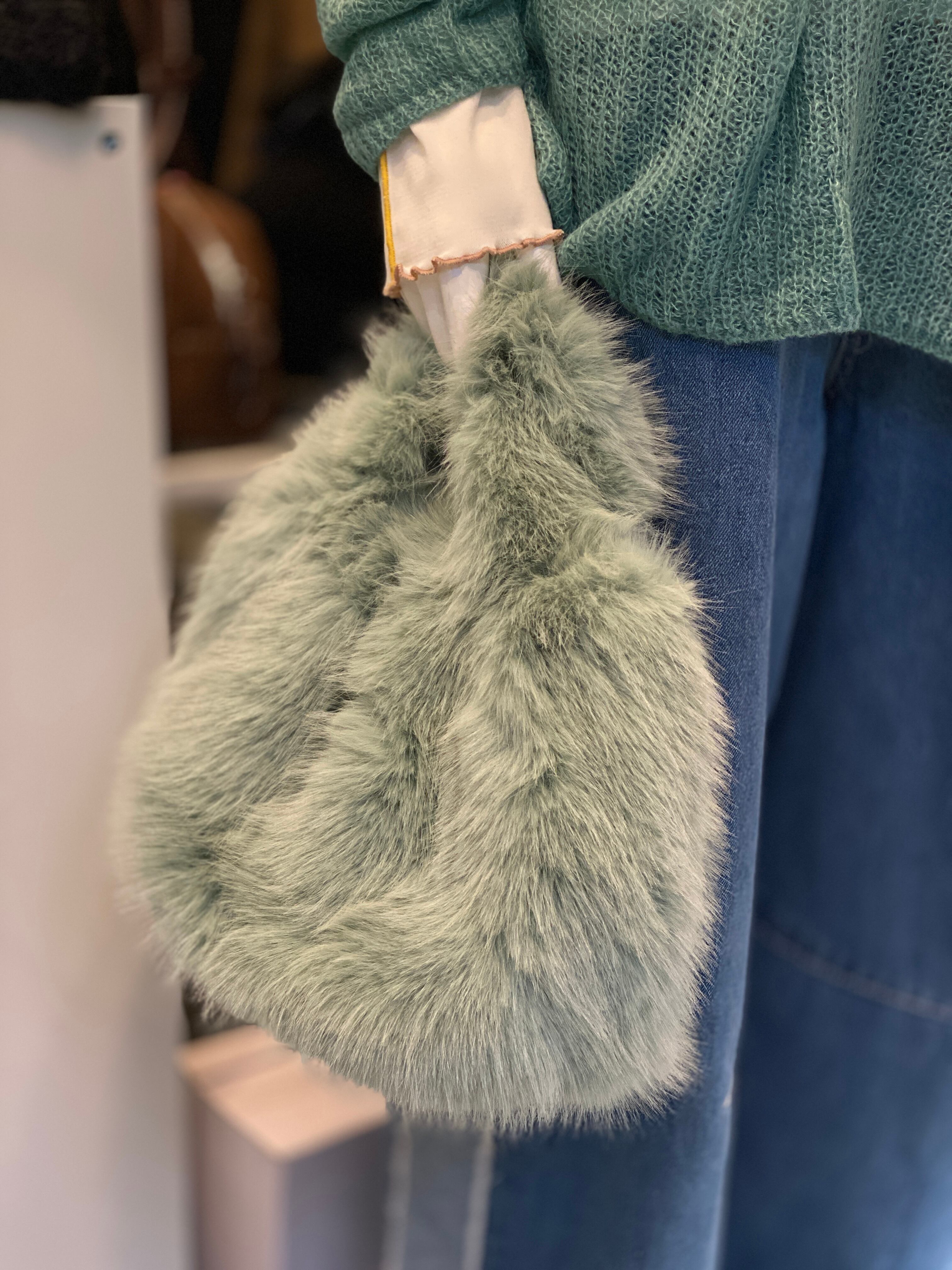 【SELECT】ボリュームファーBAG