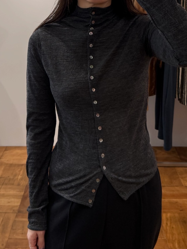 ERiKOKATORi/EK13-3-1 wool sheer high neck top Dark grey