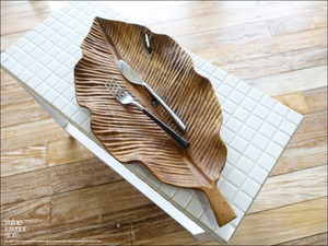 チーク無垢材 leafプレートW49cm 菓子鉢 小物入れ 飾り台 菓子器 入れ物 木製トレー 銘木 プリミティブ ナチュラル