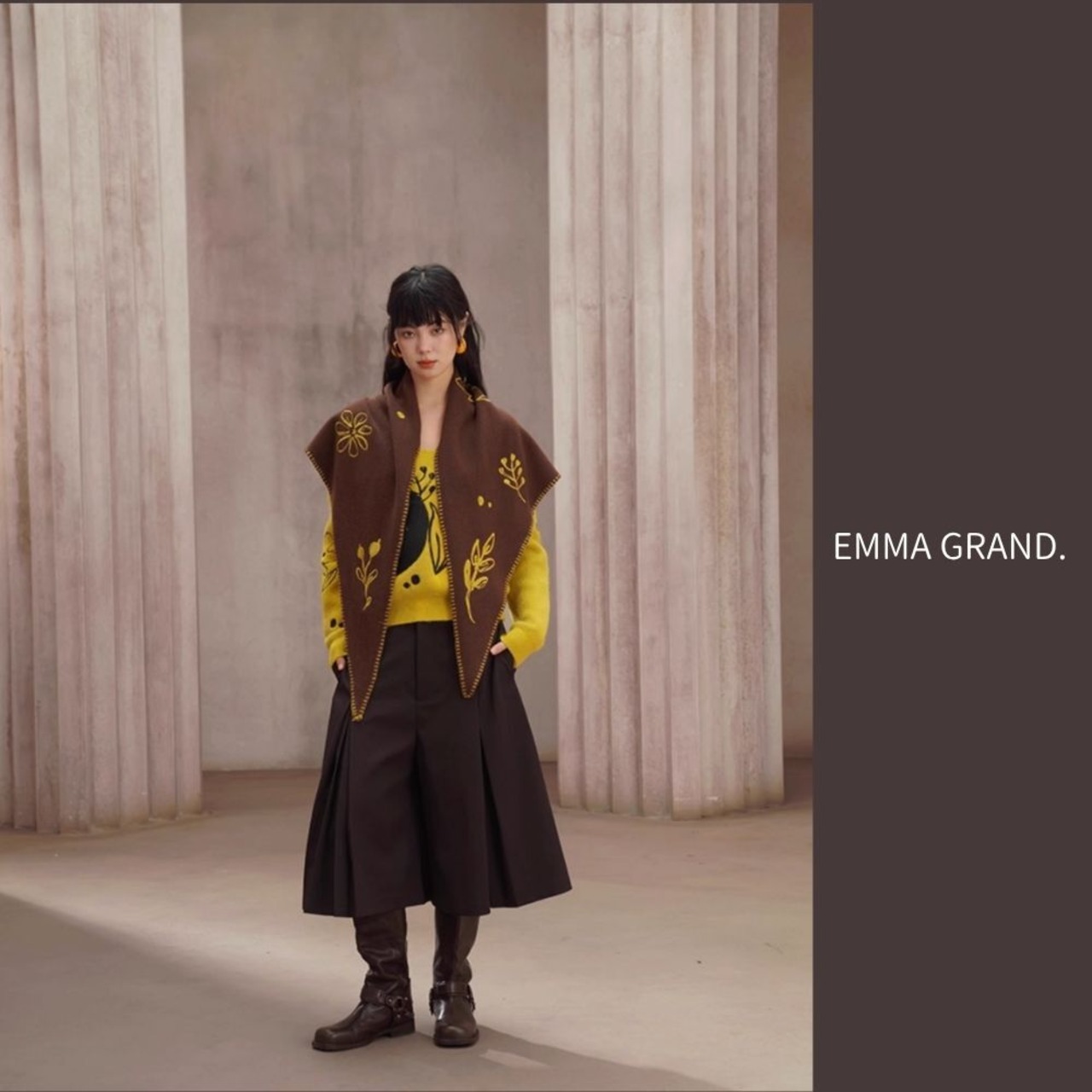 陽だまりに佇む黒猫のニットトップス　E00607