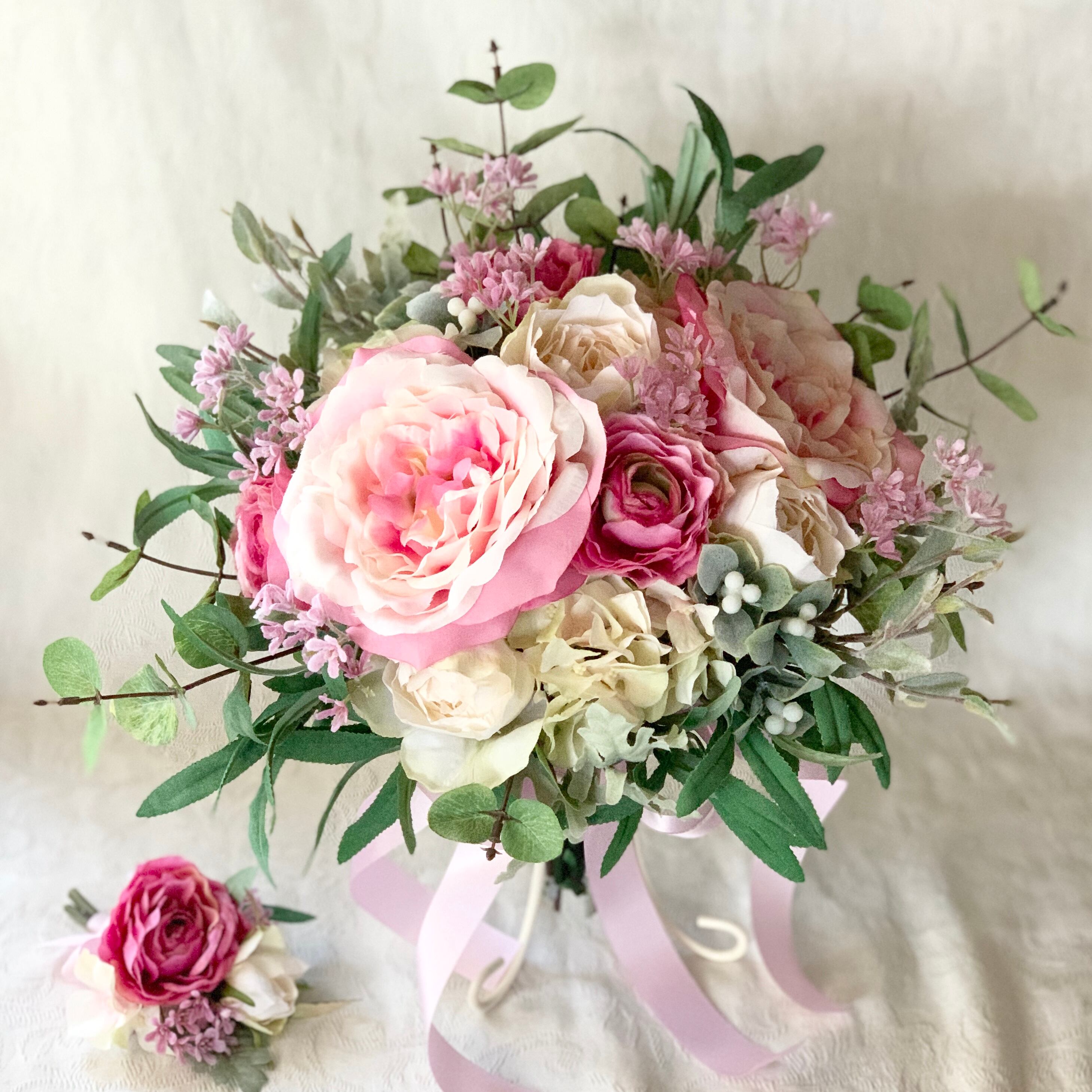 ピンクハイビスカス×プロテアクラッチブーケ☆ブートニア 