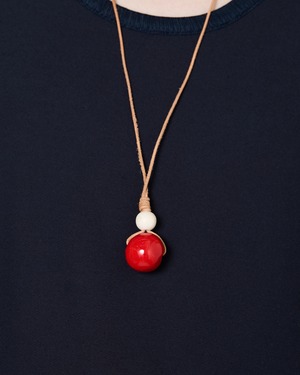 m's braque "LEATHER CORD CERAMIC&WOODS NECKLACE〔RED〕"