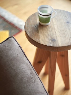 STAGE PLANK STOOL (L)