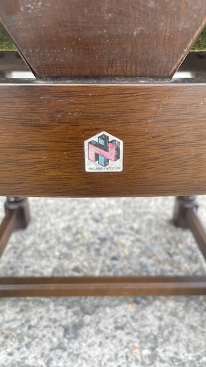 "ダイニングに映えるベロアの存在感"のNAGANO INTERIOR