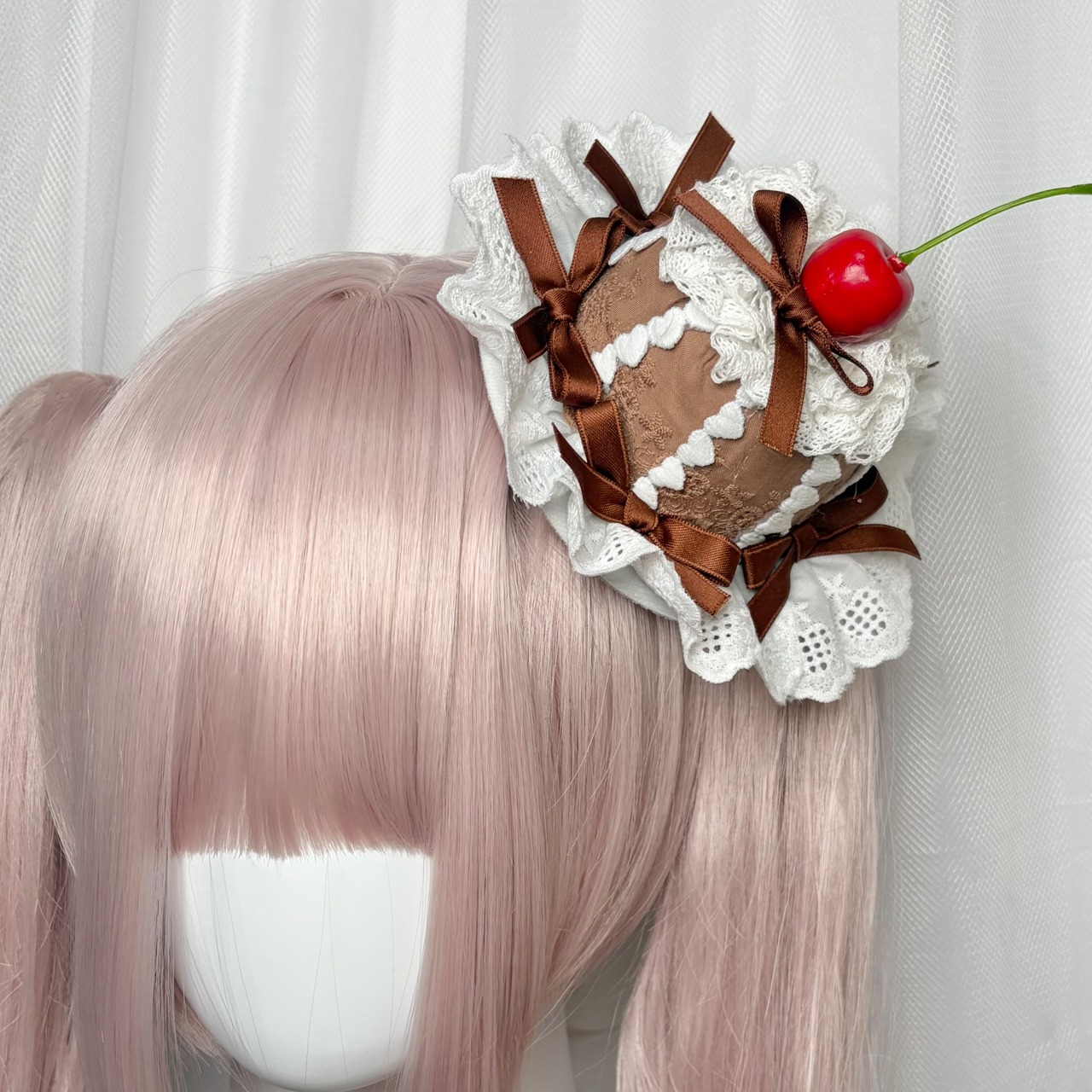♡【全4色】スイートお茶会 ちょこんとチェリーのフリルリボンケーキ風ミニハットヘアクリップ chocolate ♡