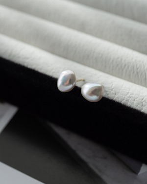 Ennui パールピアス-Gray／K14GF