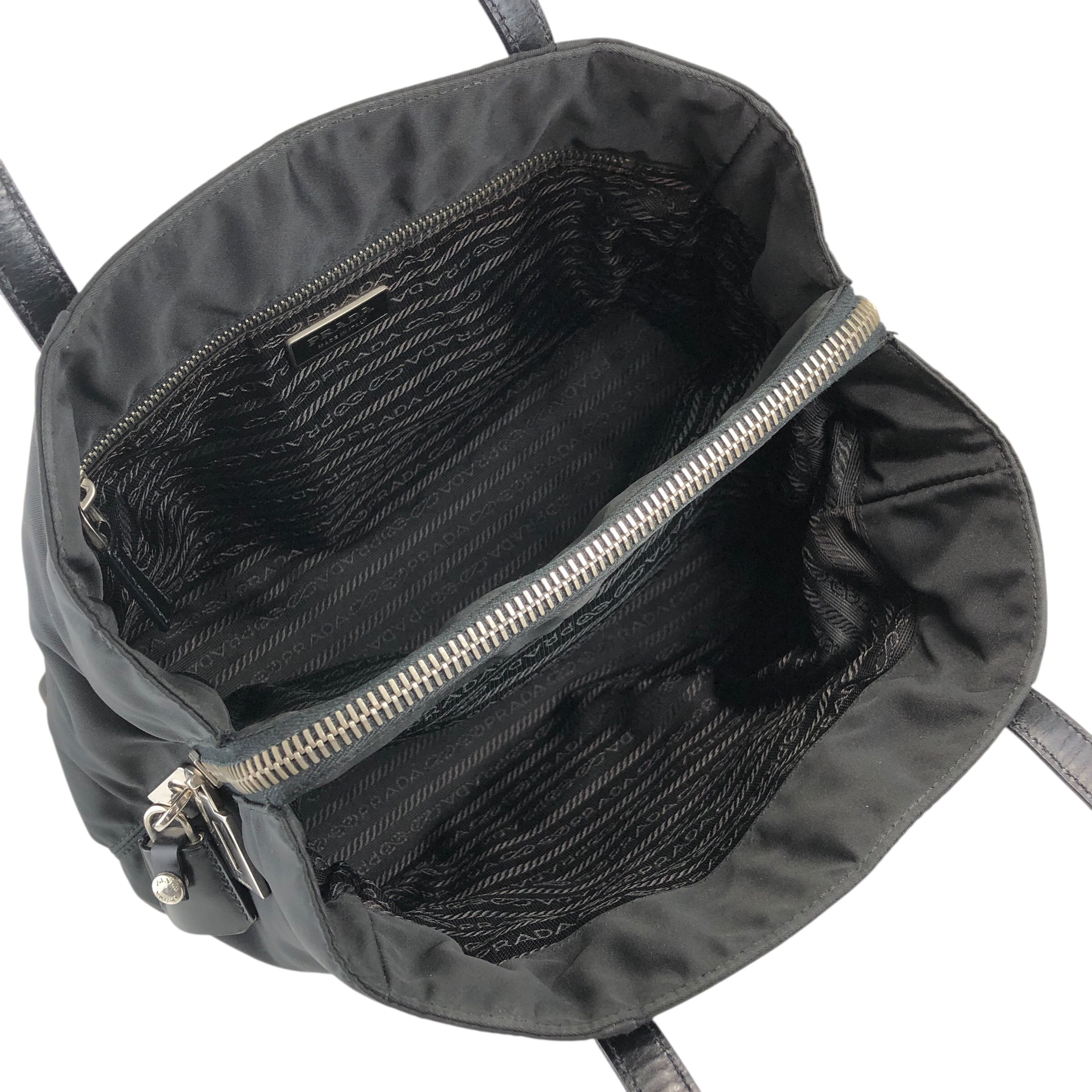 プラダ★★PRADA ブラック トートバッグ ナイロン トライアングルロゴ PRADA プラダ トートバッグ ブラック トライアングルロゴ カデナ