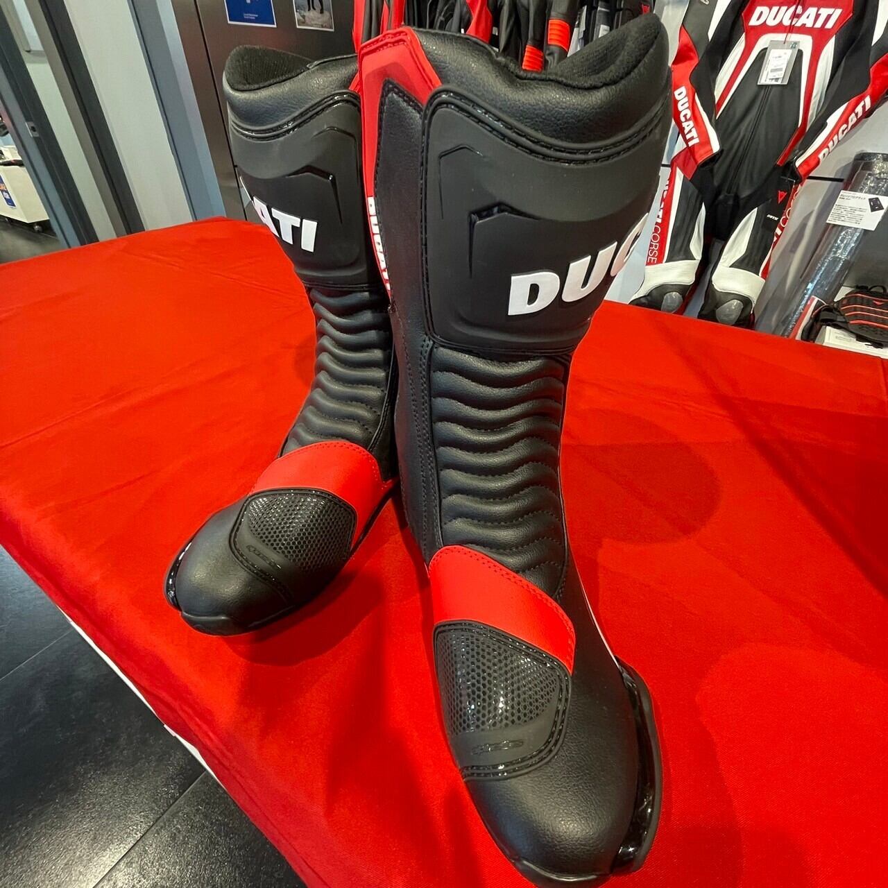 Ducati 俗っぽい レーシングブーツ AlpineStars サイズ43