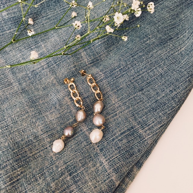 淡水バロックパールピアス