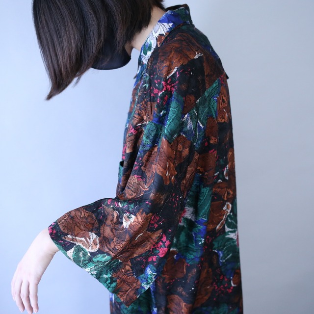 gloss fabric abstract painting pattern over silhouette h/s shirt