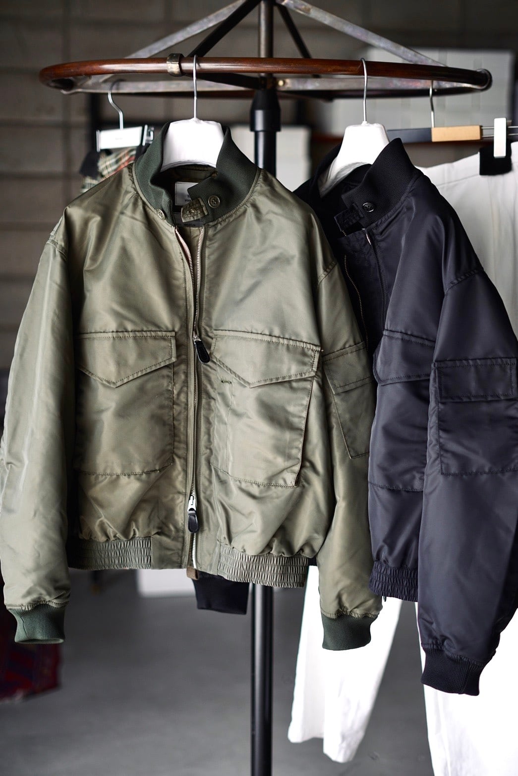 HYKE / NYLON WEP JACKET (BLACK / OLIVE DRAB) | JUQUI Online