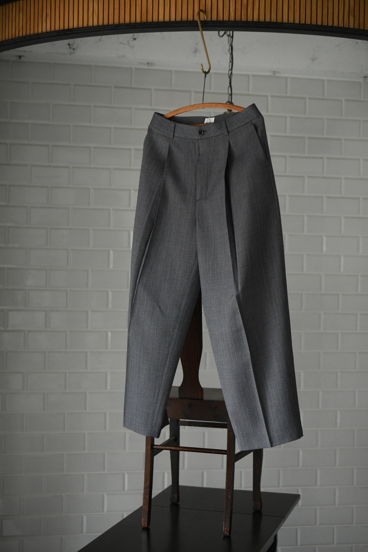 BISOWN / MIDDLEWOOL DEEPTUCK TROUSERS (Gray×Blue)
