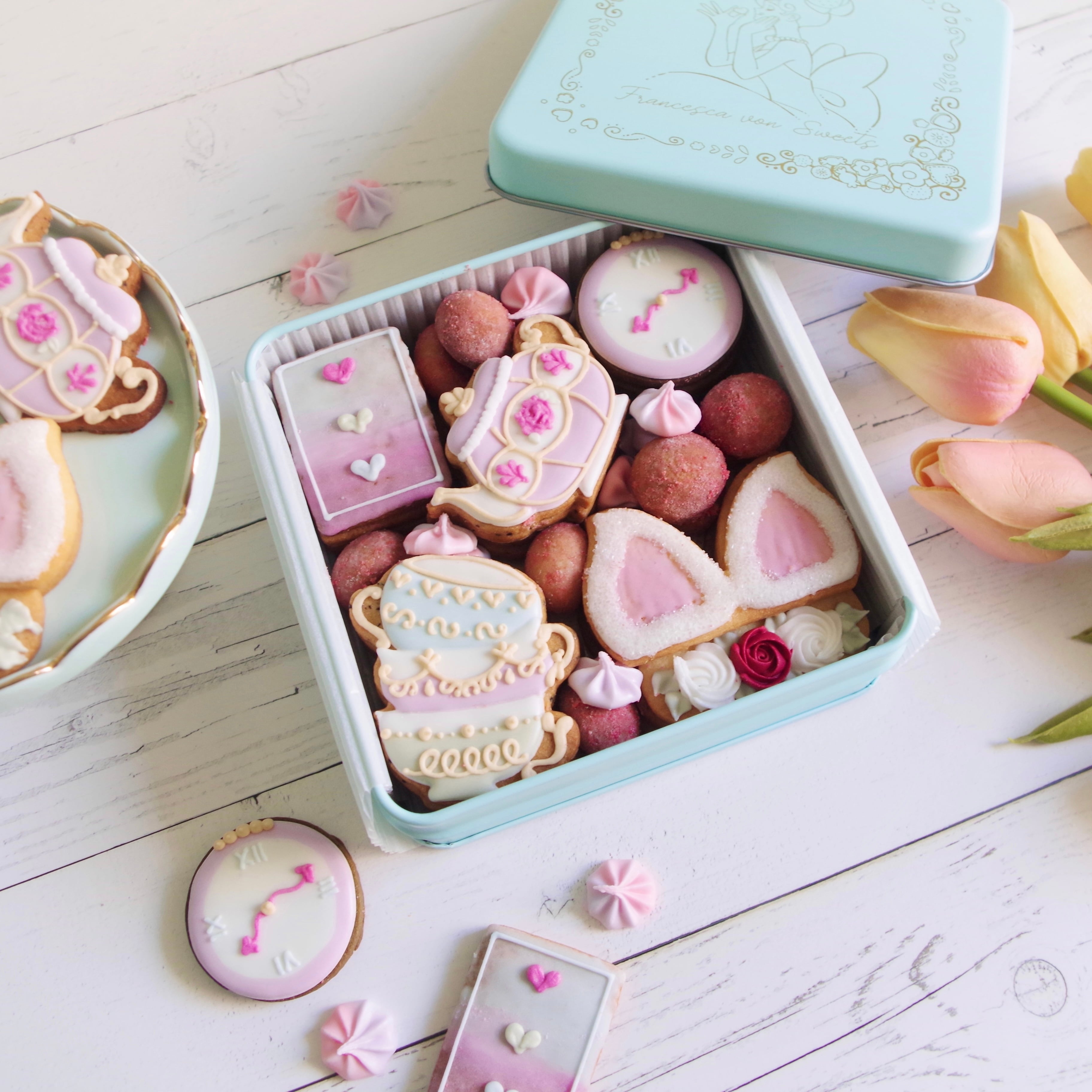 BUNNY’S TEA PARTY アイシングクッキー缶