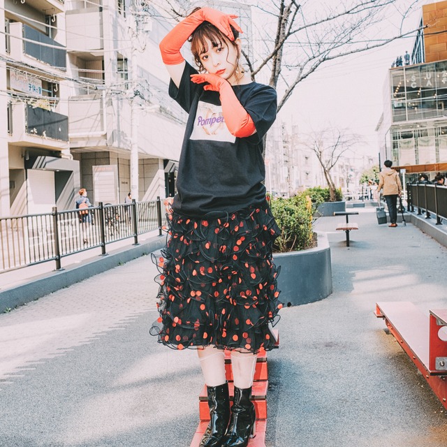 PINK CAR PHOTO H/S TEE  / BLACK