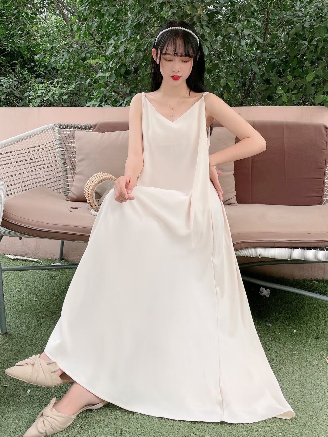 Vネック　マキシキャミワンピ　AJ33287-2112