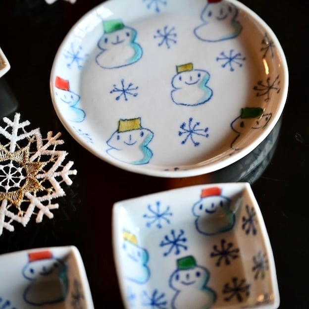 村田菜穂美作 『 雪だるま』 丸おやつ皿 (1枚) | casa rua［カーサ・ルア］