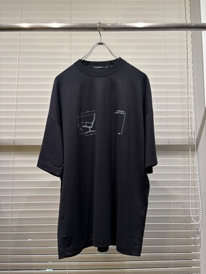 ALMOSTBLACK　✖️　天童木工