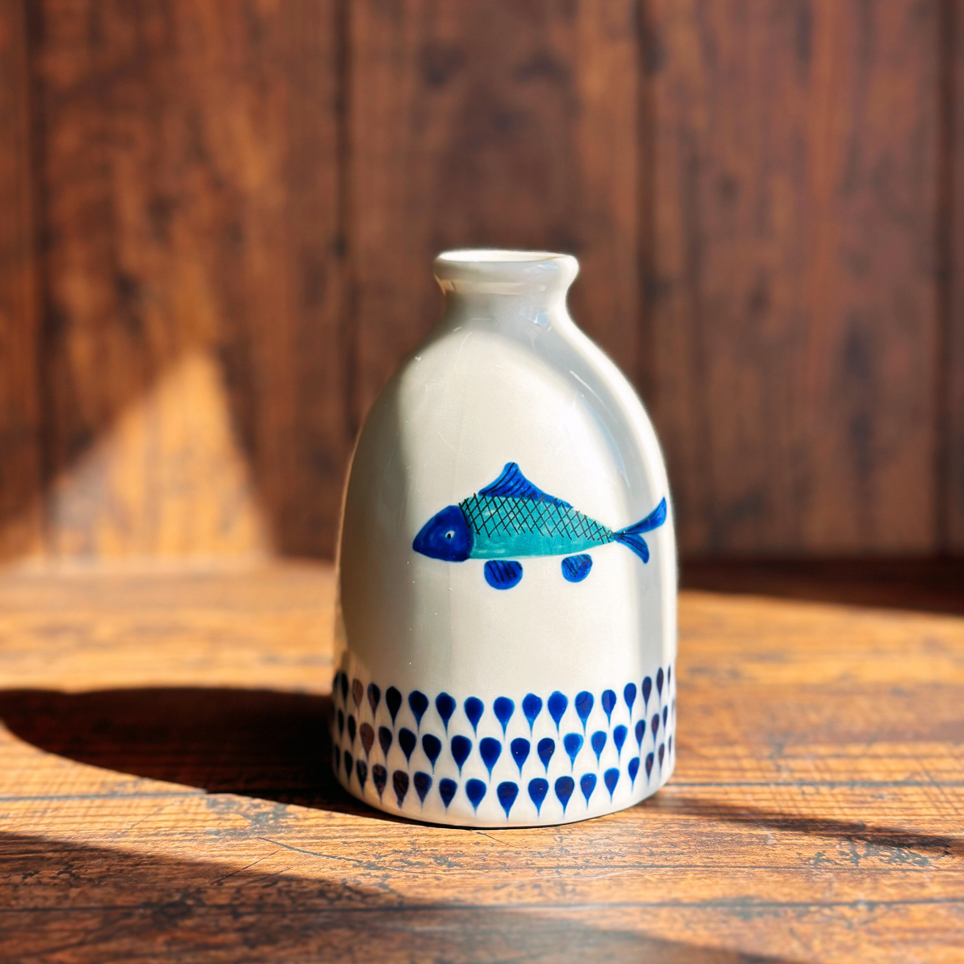 ベトナム　ソンべ バッチャン焼き　花器1点 ベトナムのバッチャン焼き 魚柄の彫刻 花瓶 | Kc-Labo's shop ベトナム雑貨