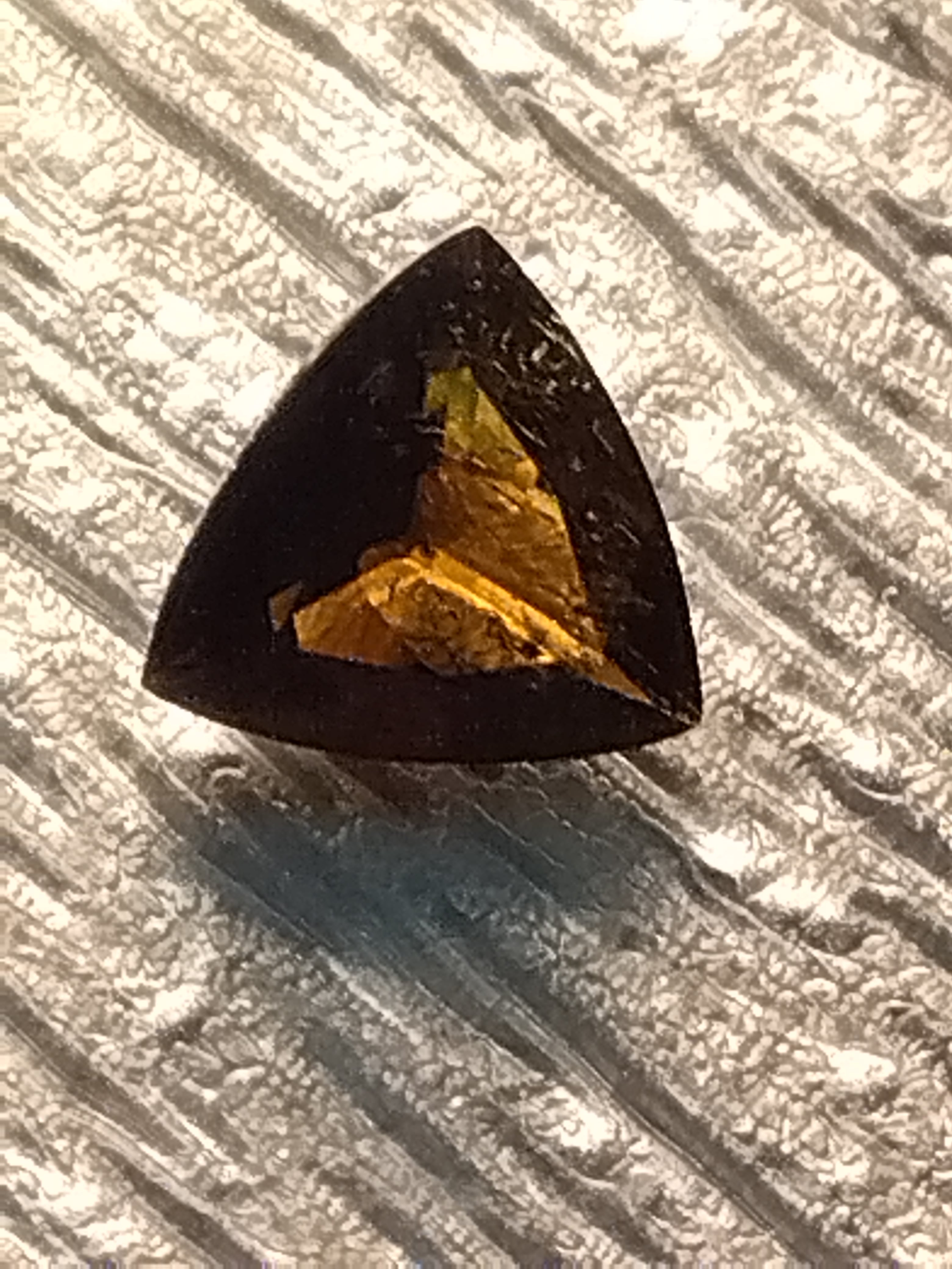超レアな宝石です エピドートCC（カラーチェンジ）1 . 3 3 ct ケニア