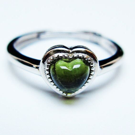 モルダバイト リング モルダウ石 指輪 ハート フリーサイズ 13号 一点物 メール便可 [M便 1/20] 199-572