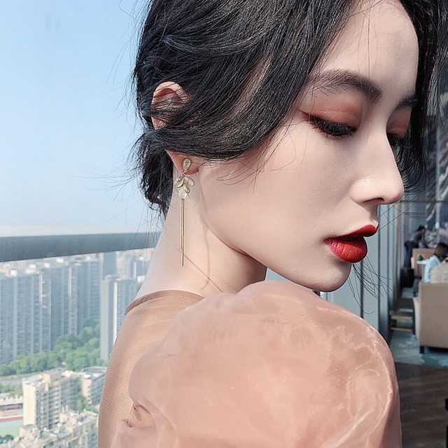 ピアス　キャッツアイシリーズ　フック　ストーン　ビジュー　リーフモチーフ　フラワー柄　ダブルライン