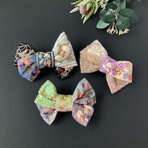 4種モザイクの刺繍リボンバレッタ