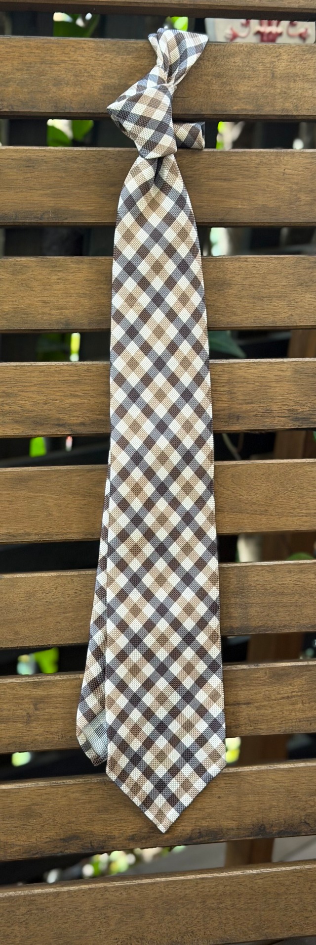 Akamine Royal Line オリジナル ネクタイ　チェック柄プリント　『ベージュ×チャコール』