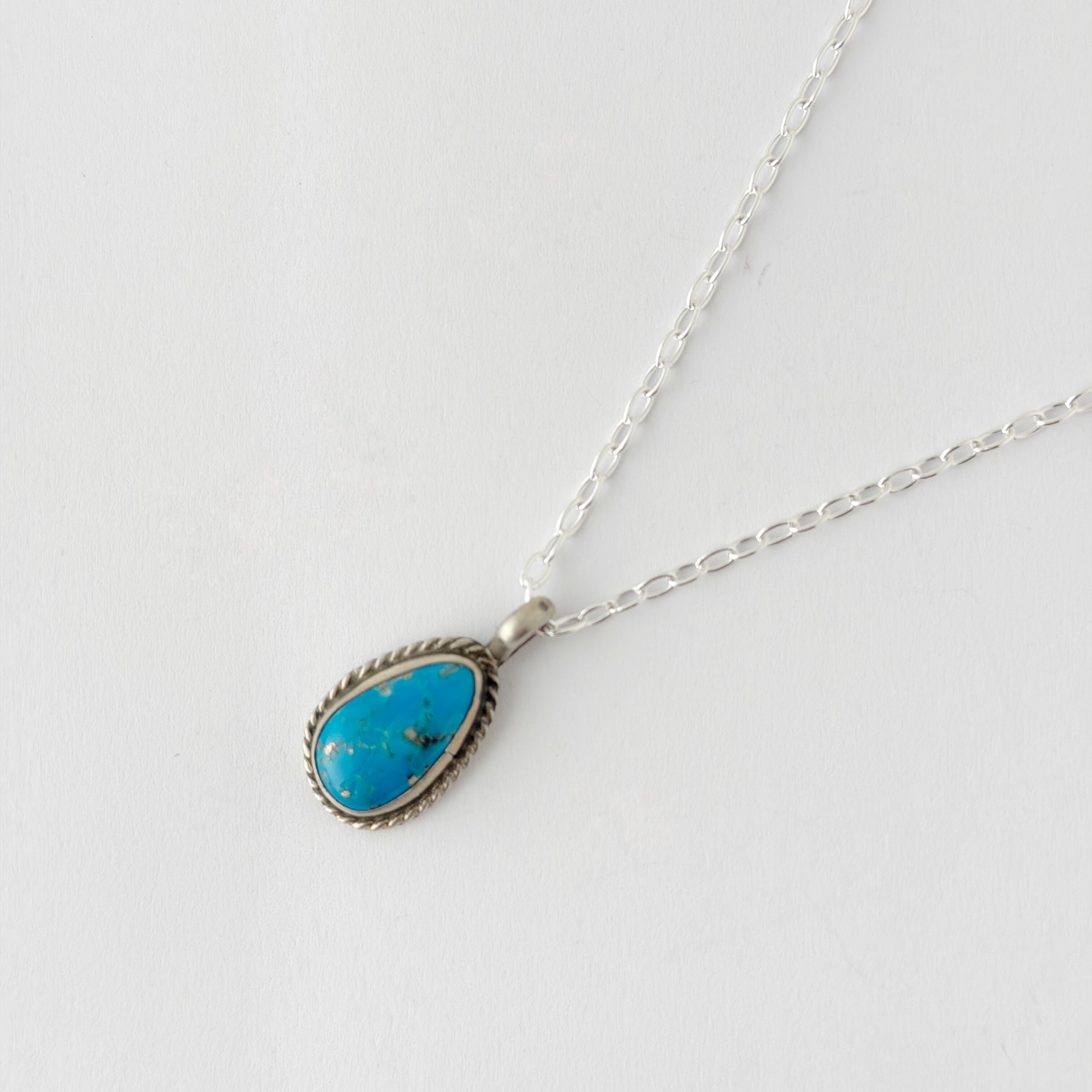 あけみ便り Indian Jewelry キングマンターコイズ ネックレス | 毎日に