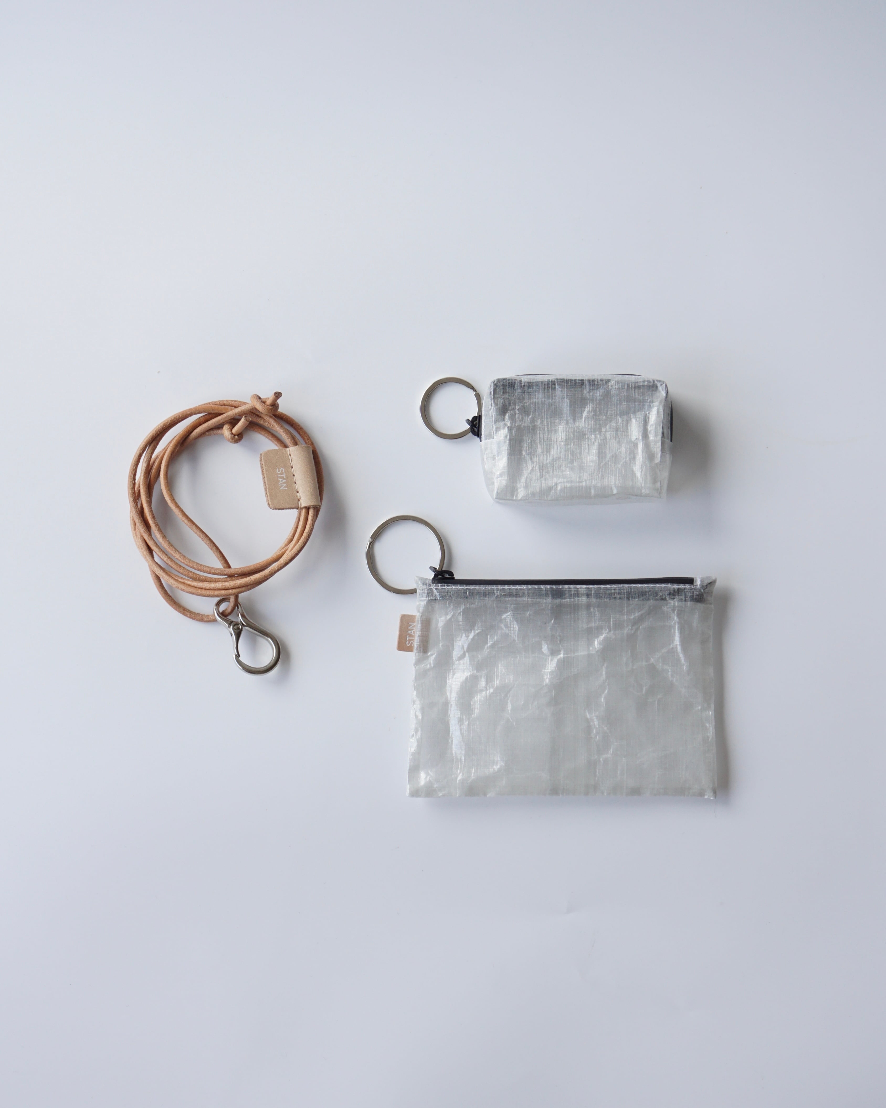 VANキィーホルダースタンド、スチール製とても丈夫です。 STAN Product Neck holder purse / DCF | STAN