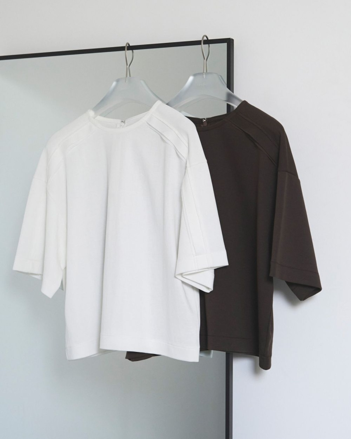【anuke】Shoulder Layered Tops | noms.