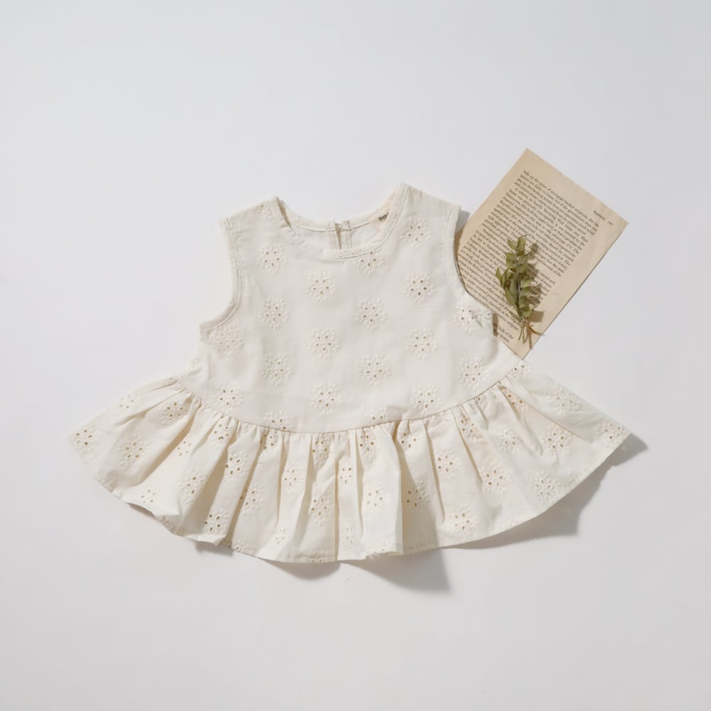 レースフラワーブラウス