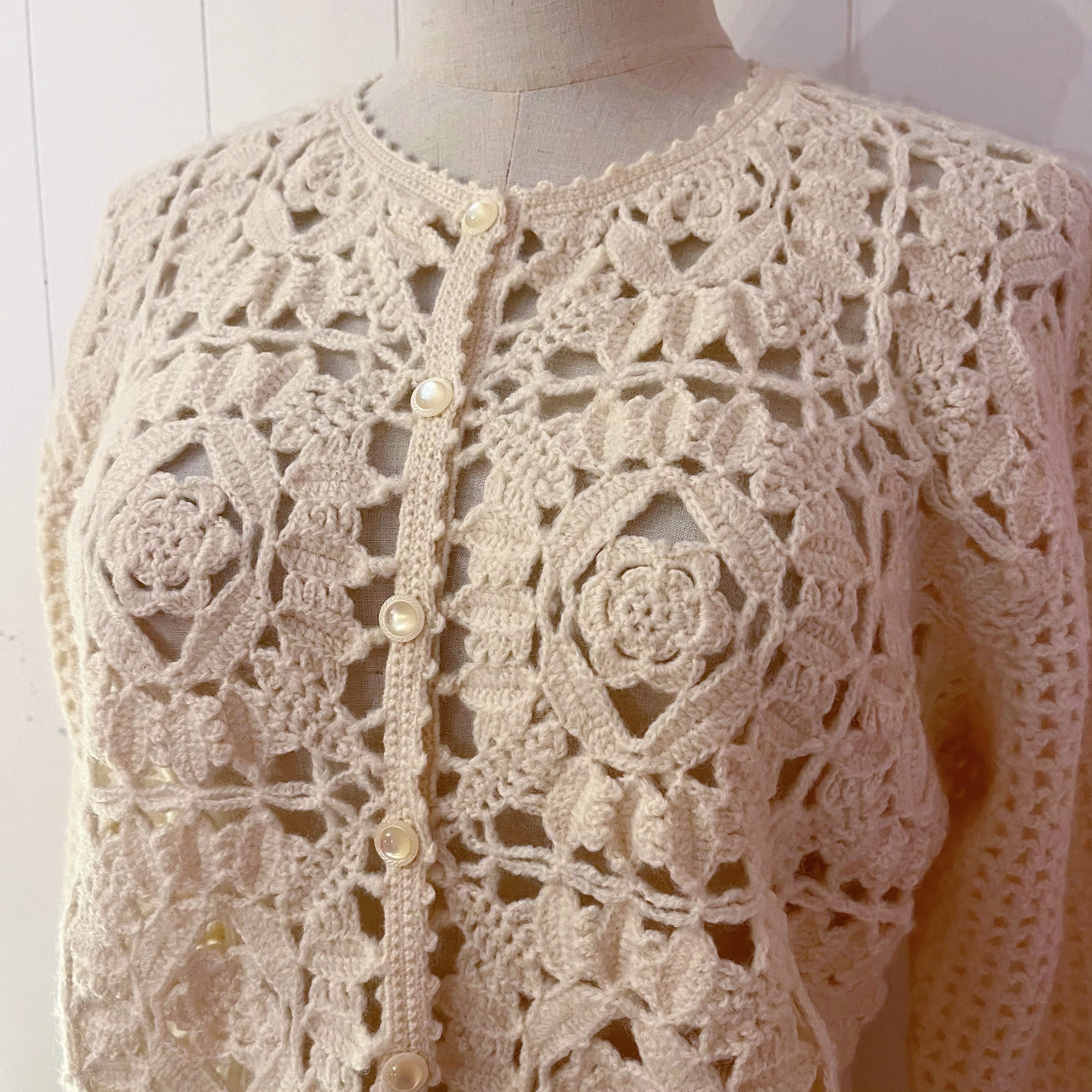 openwork motif knit cardigan