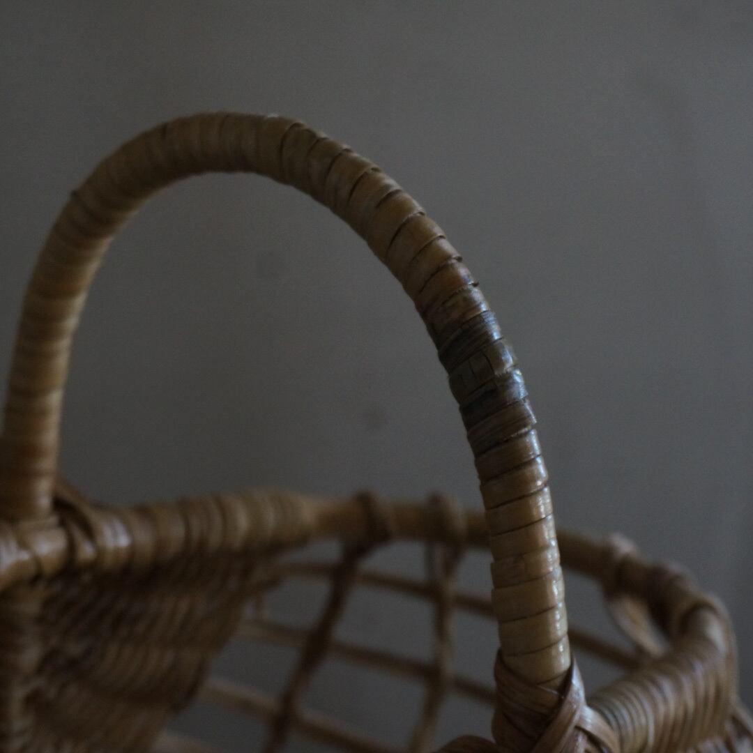 古いフランスのパニエ