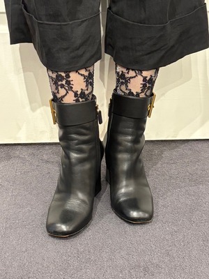 GUCCI / vintage black short boots.