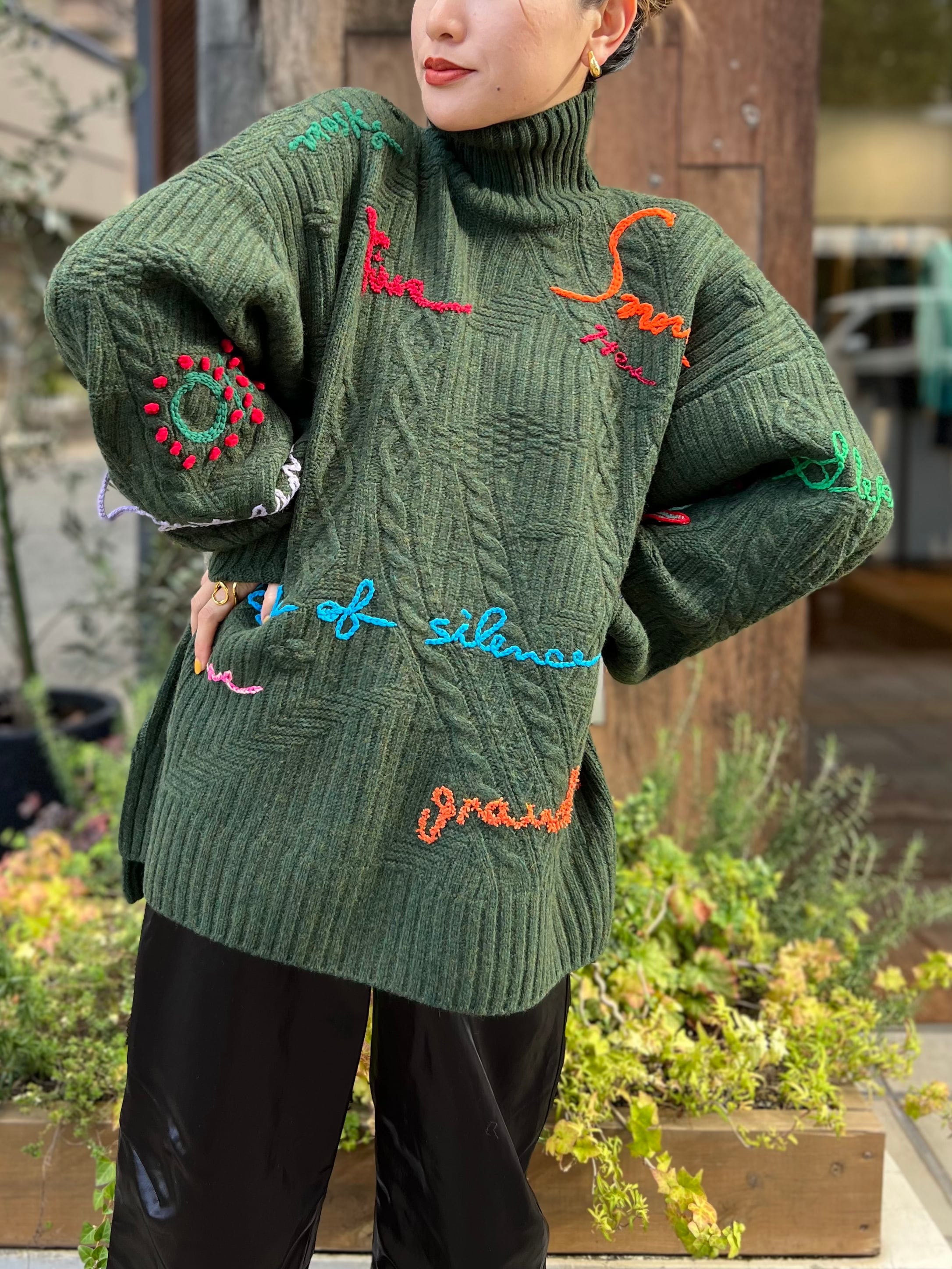 【22AW】Mame Kurogouchi マメクロゴウチ / Cable Knit Pullover with Hand Stitched  Letter | TRENTオンラインショップ　(福岡市セレクトショップ) powered by BASE