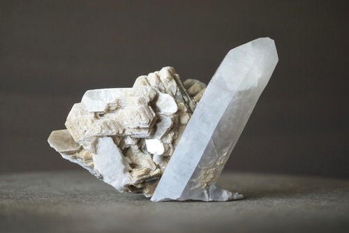 パキスタン スカルドゥ産マスコバイト/クォーツ Muscovite / Quartz 1658