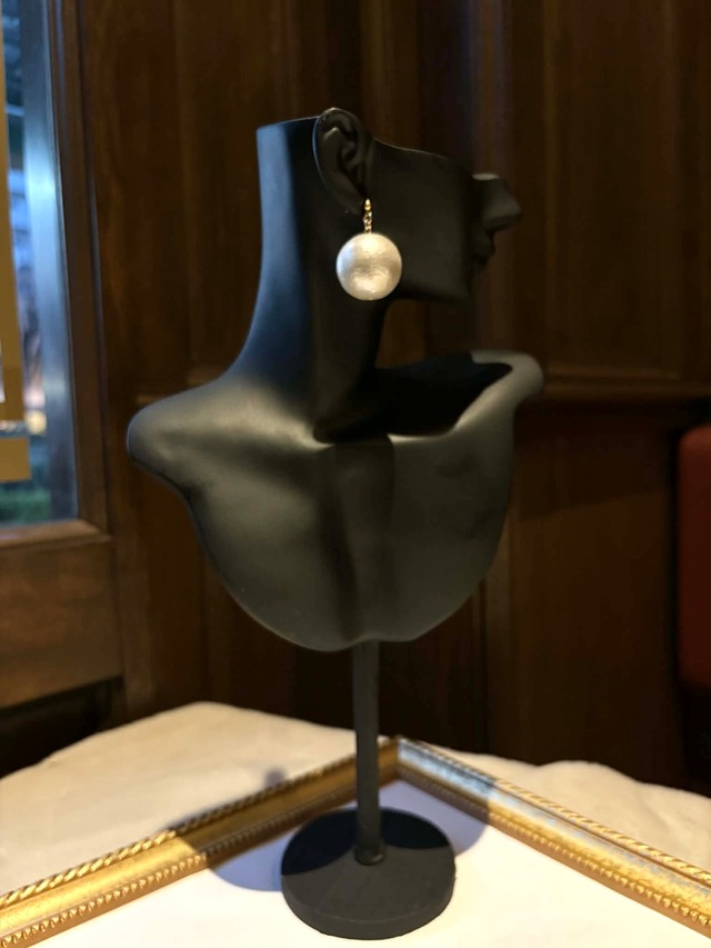 2/11まで国内送料無料‼︎【MIRANO’s PEARL】少し大きめマダムの一粒・ピアス/イヤリング