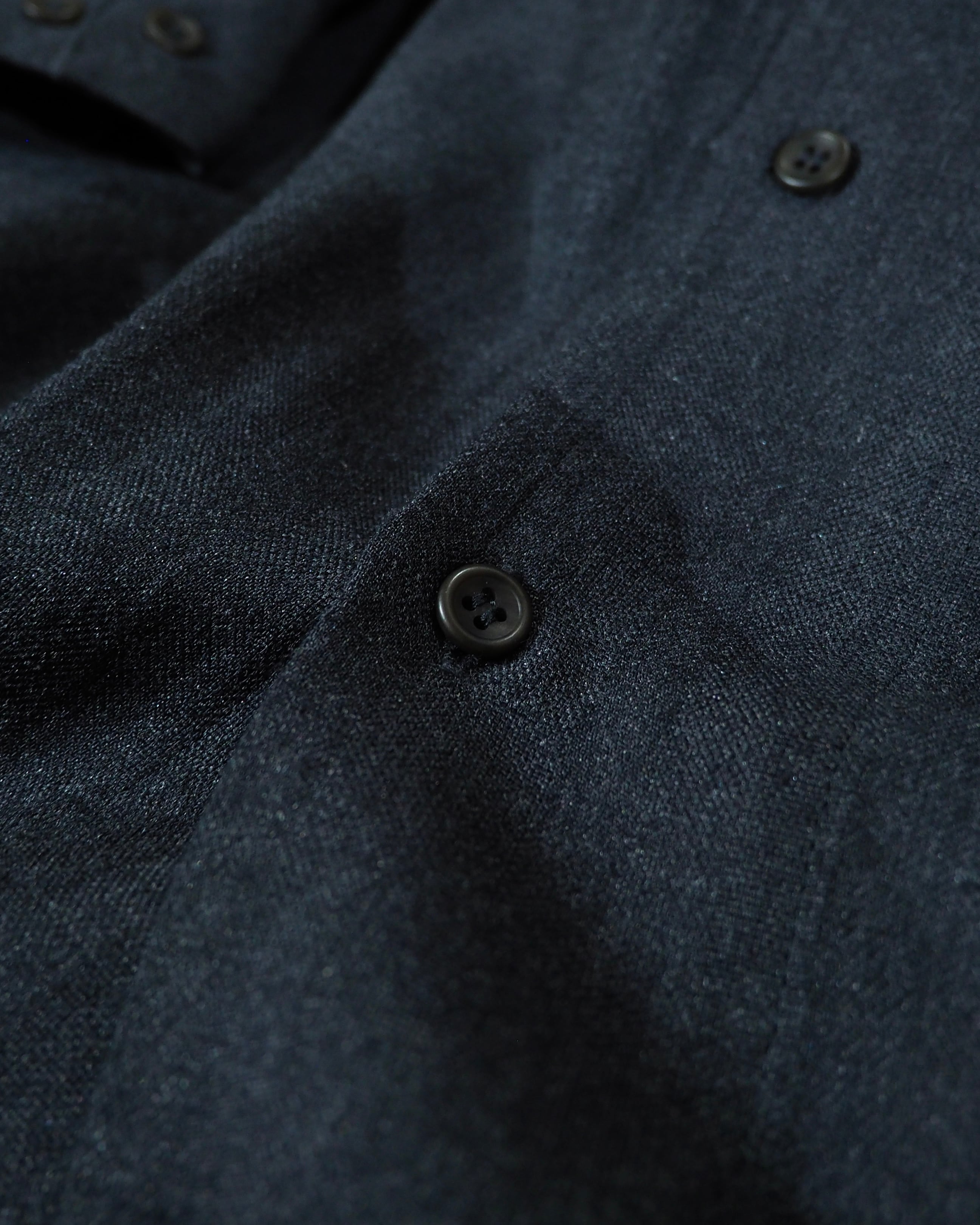 1990s " UMBERTO GINOCCHIETTI " Beautiful Charcoal Gray Color Vintage Over Silhouette No Collar Shirt
