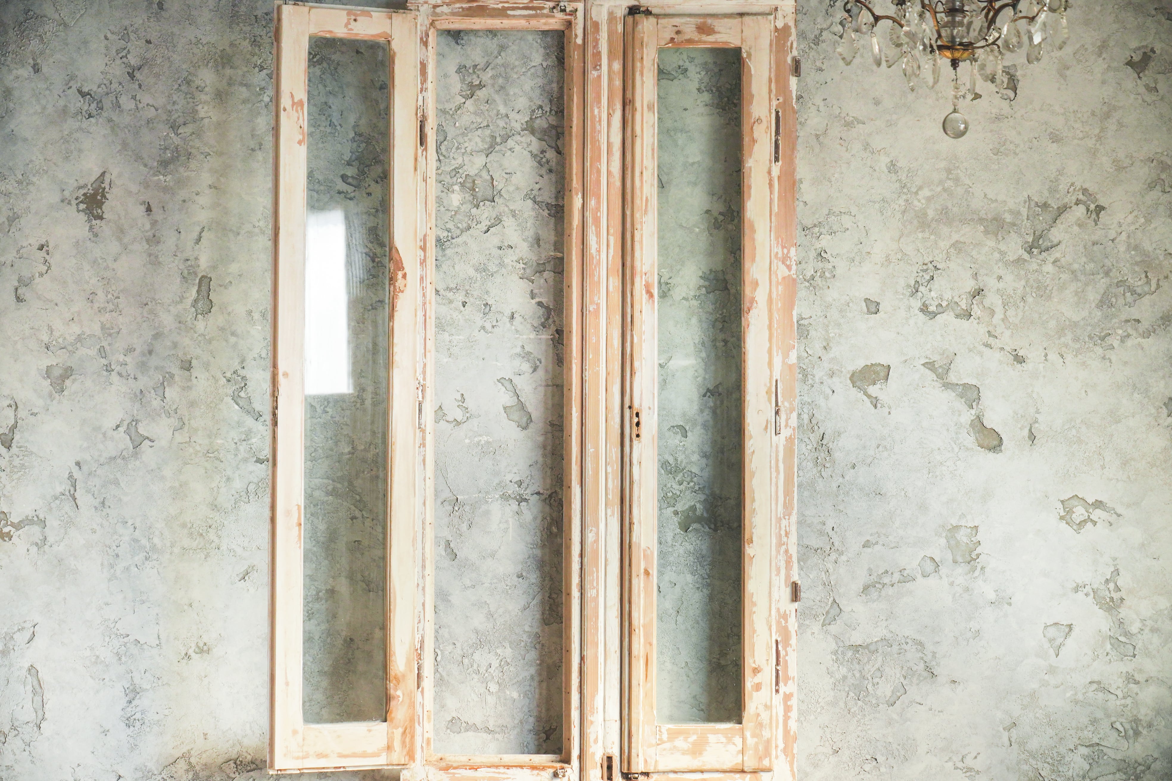 言霊が飛び交っているような 古い 紙片 古道具 アンティーク 言霊が飛び交っているような 古い 紙片 古道具 アンティーク