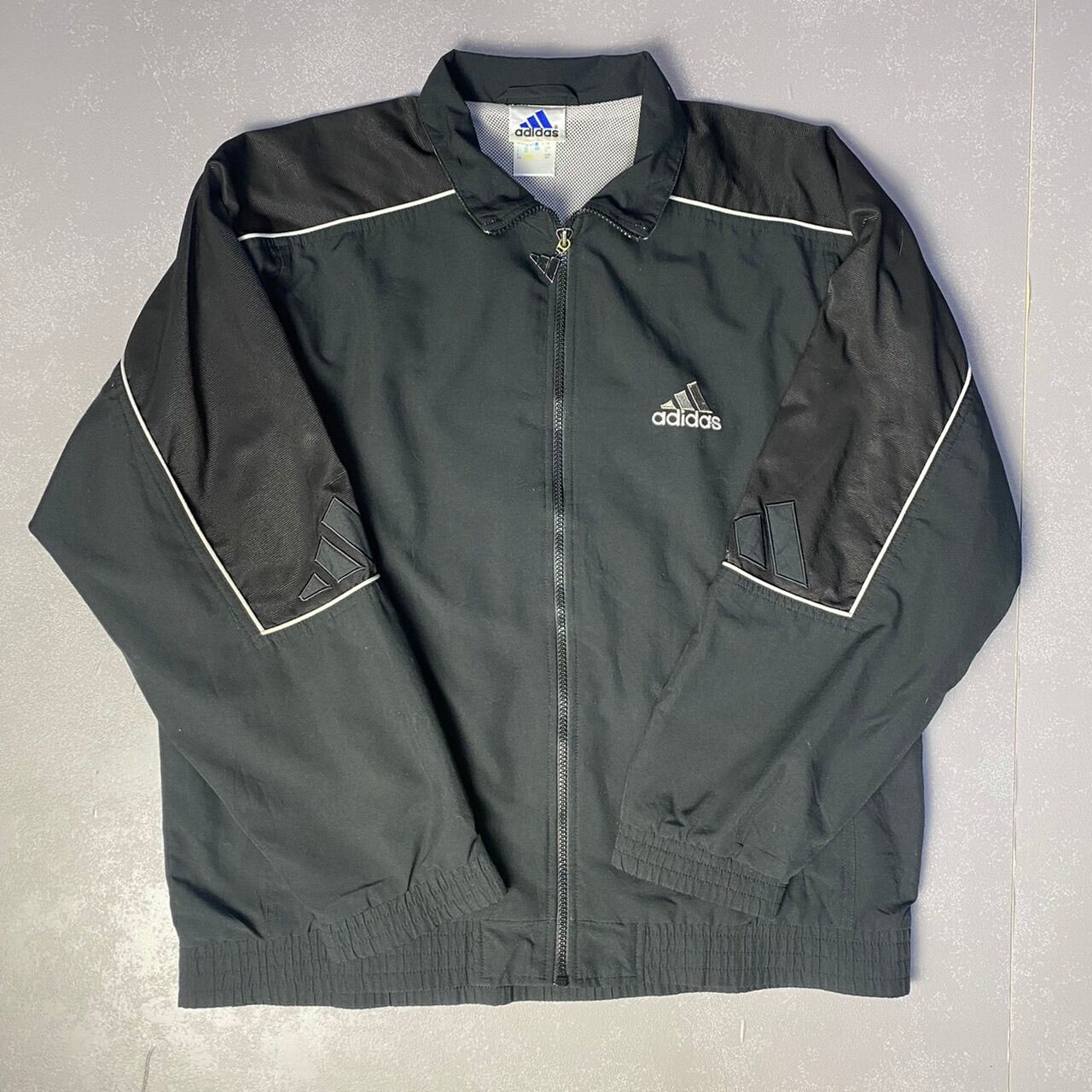 90年代 adidas アディダス ナイロンジャケット メンズM相当 古着 90S ビンテージ ヴィンテージ ワンポイントロゴ刺繍 ブラック 黒色【ナイロンジャケット】