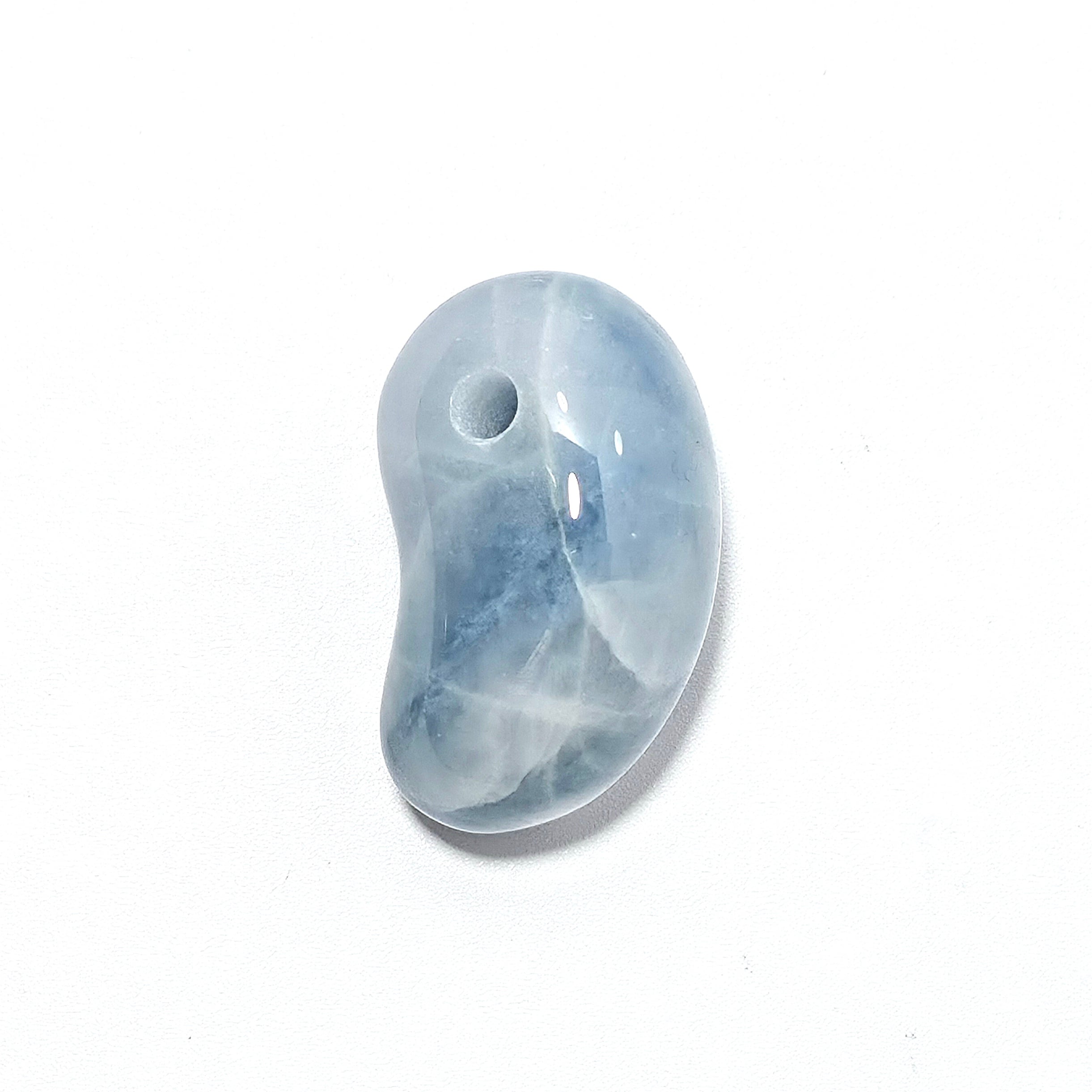 勾玉 | 糸魚川翡翠工芸家 赤羽可行BASE