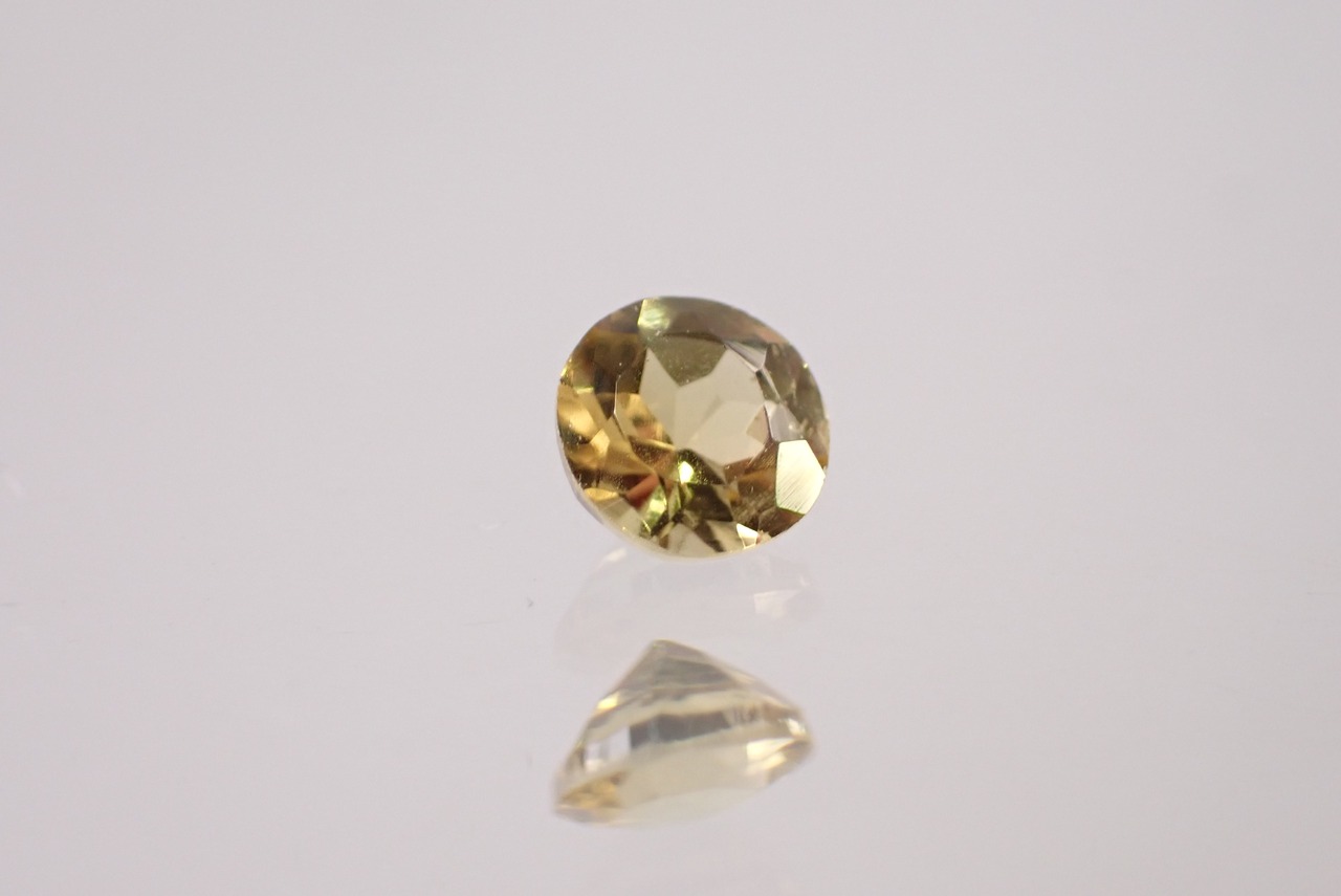 ジルコン　0.25ct　 [D9-61]