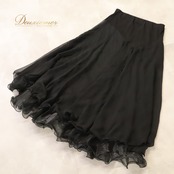 社交ダンス 衣装 ICHIOKU イチオク スカート レッスンウェア ブラック系 黒 無地 シンプル チュール 透け感 シースルー フレア ふんわり 軽やか 華やか かわいい おしゃれ 上品 大人っぽい ダンス 練習 レッスン ダンス衣装 練習着 社交ダンス衣装 真っ黒