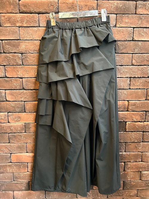 TAAKK  frill pants