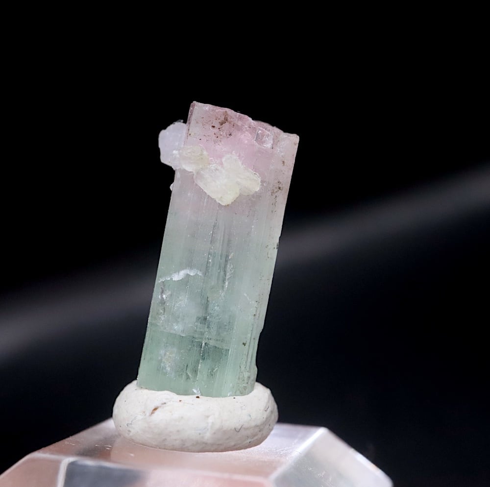 バイカラートルマリン 電気石 カリフォルニア産 1.2g T824 鉱物 天然石