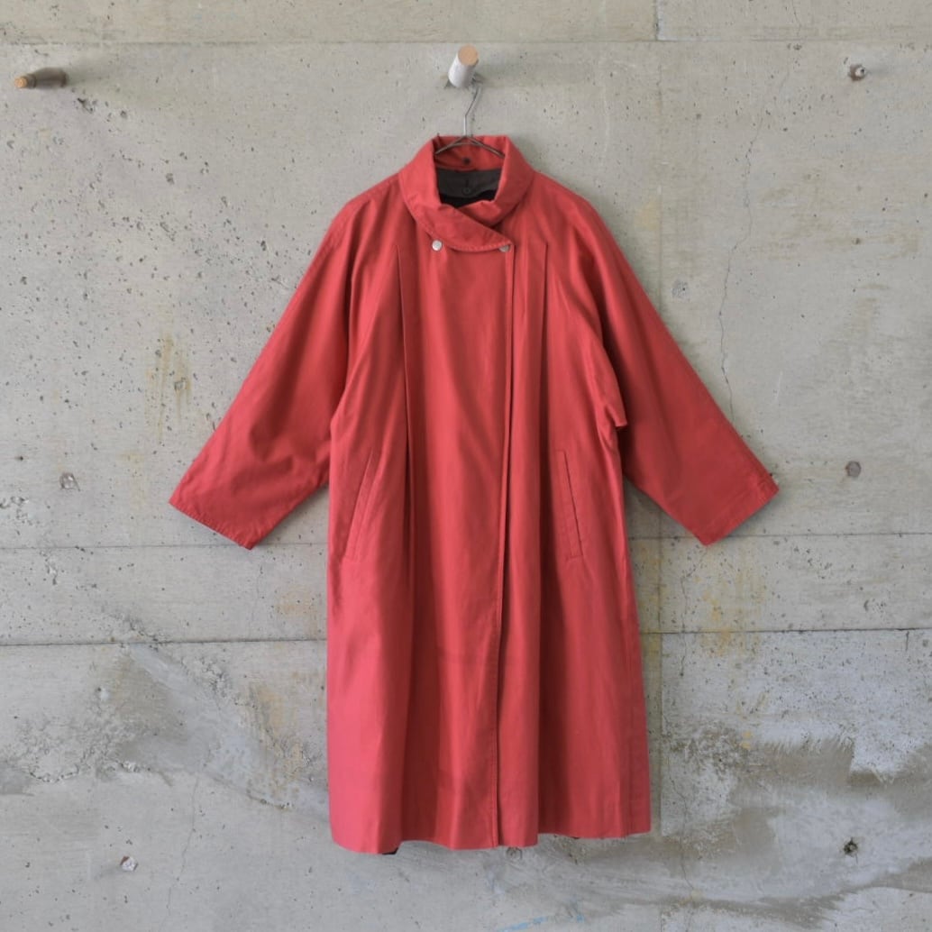 Red cotton coat with round collar